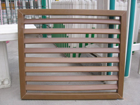 塑鋼(gang)百葉窗(chuang)